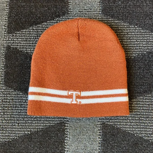 Texas Longhorns knit beanie in orange with a white steerhead logo and stripes - Picture 3 of 3